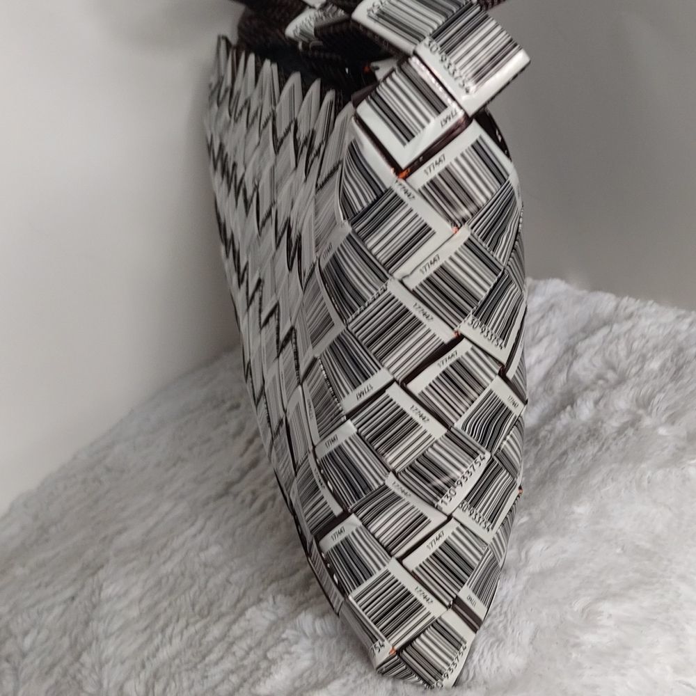 Candy Wrapper Purse - Picture 4 of 7